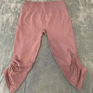 Lululemon Cropped Leggings